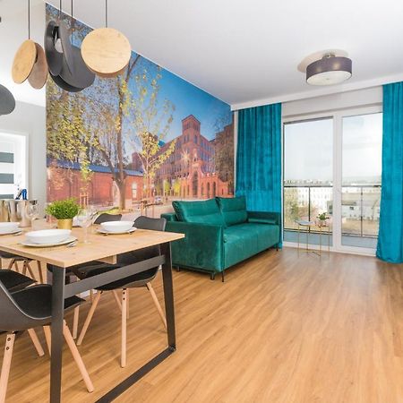 Royal Manu Apartment Netflix Łódź Exteriör bild